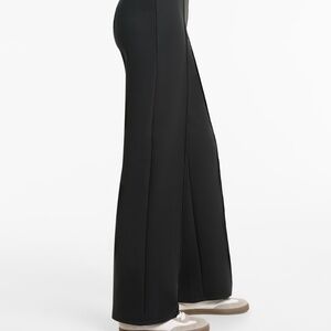 OYSHO Neoprene-effect straight-leg trousers